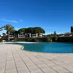 Bright With Pool In דירה מאנדליה-לה-נאפול